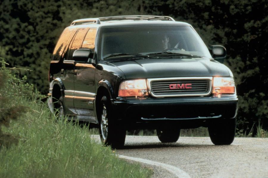  GMC Jimmy SLT 2001 года  (фото 2 из 4)